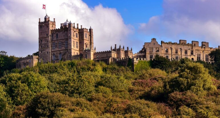 10 Famous Castles in the UK